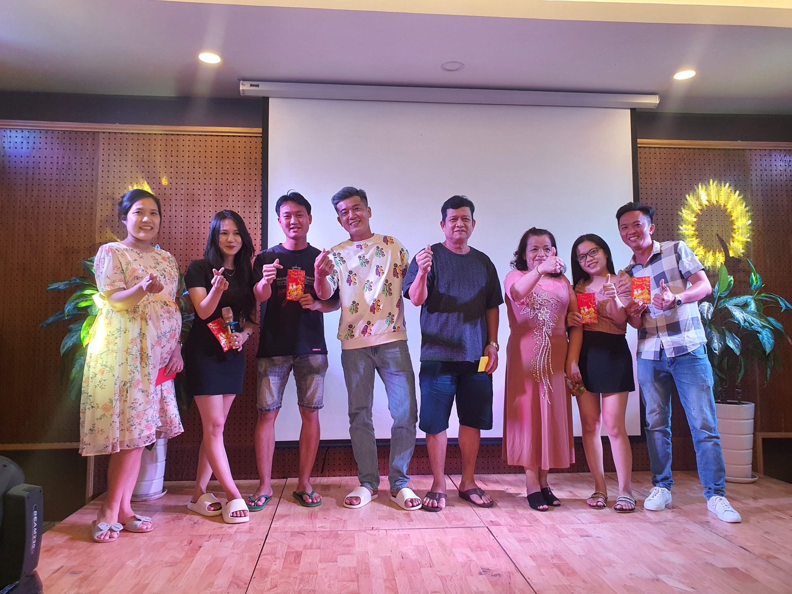 nhà đúc sẵn